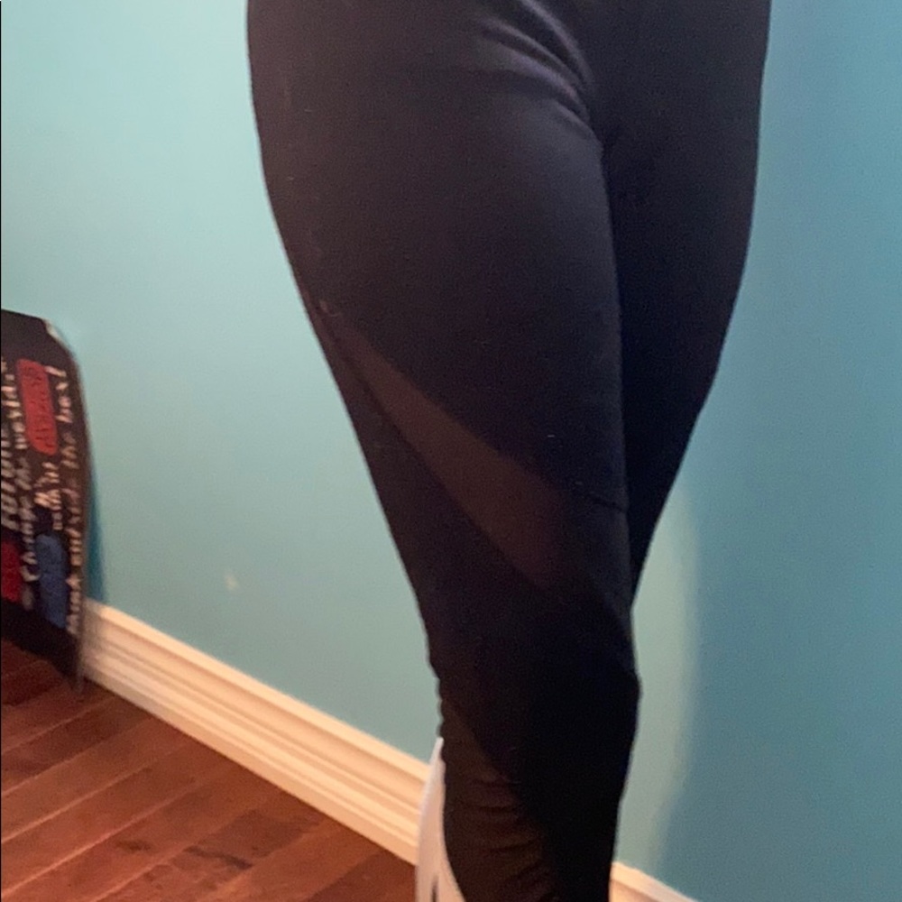 Mesh leggings